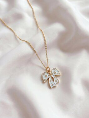 ✨ONLY 1! LV Bow Button/Charm Upcycled Necklace✨